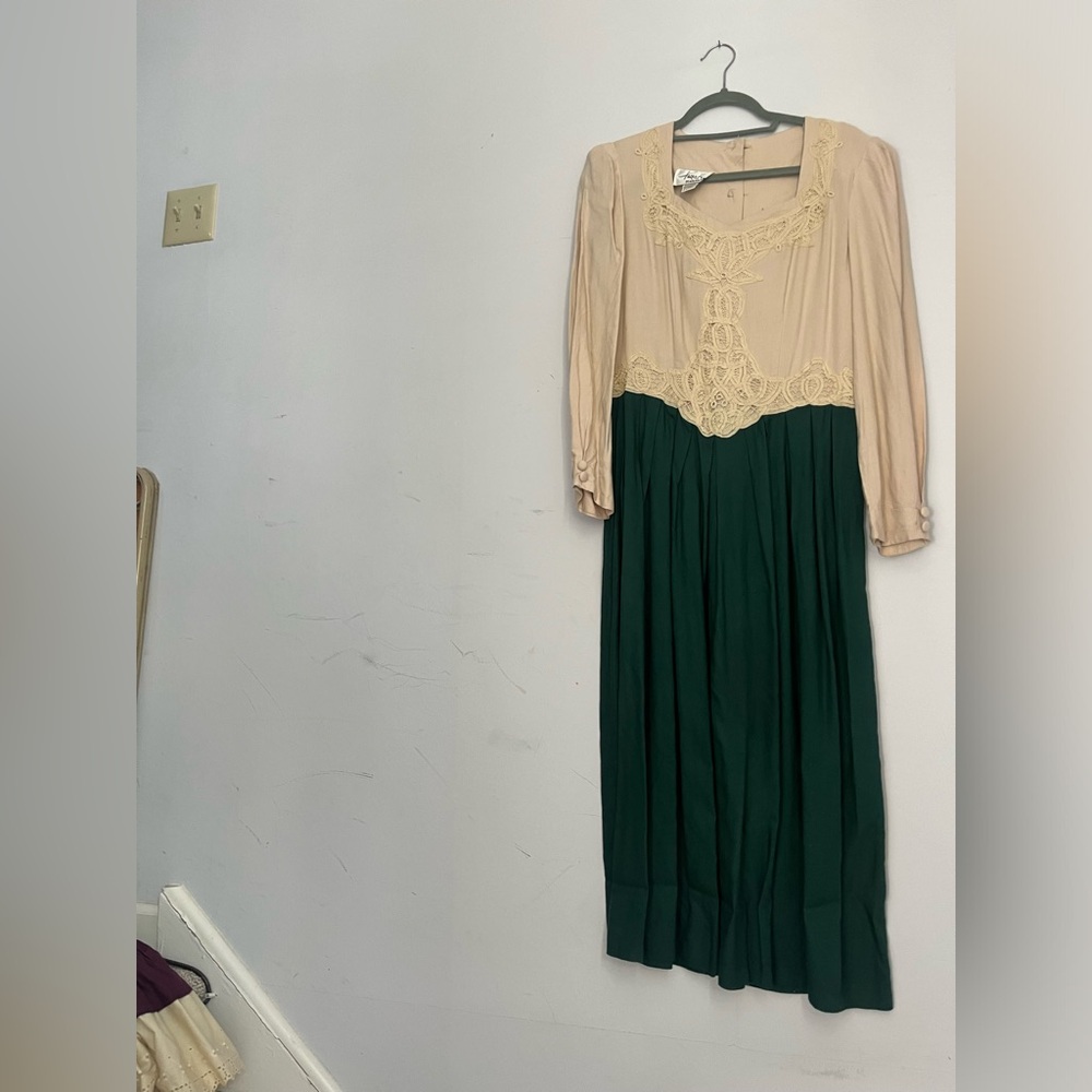 Kathy Lee for Plaza South vintage dress. Size 10